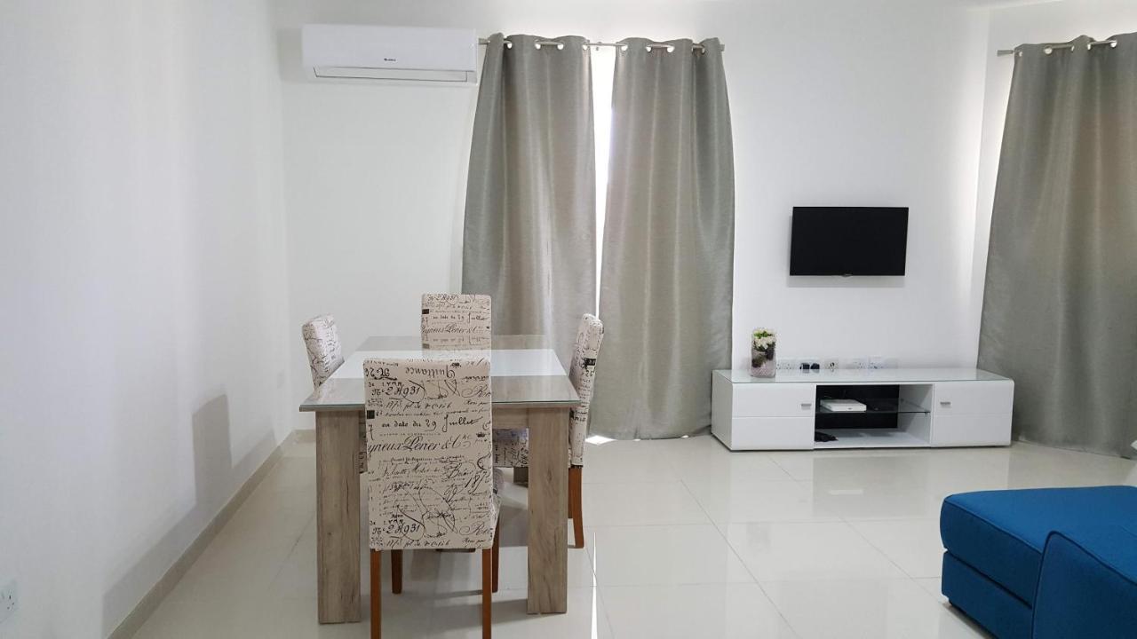The Carobs Apartment Marsaskala Exterior photo